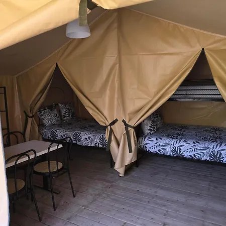 Clos Des Monts Tente Safari Lyxtält